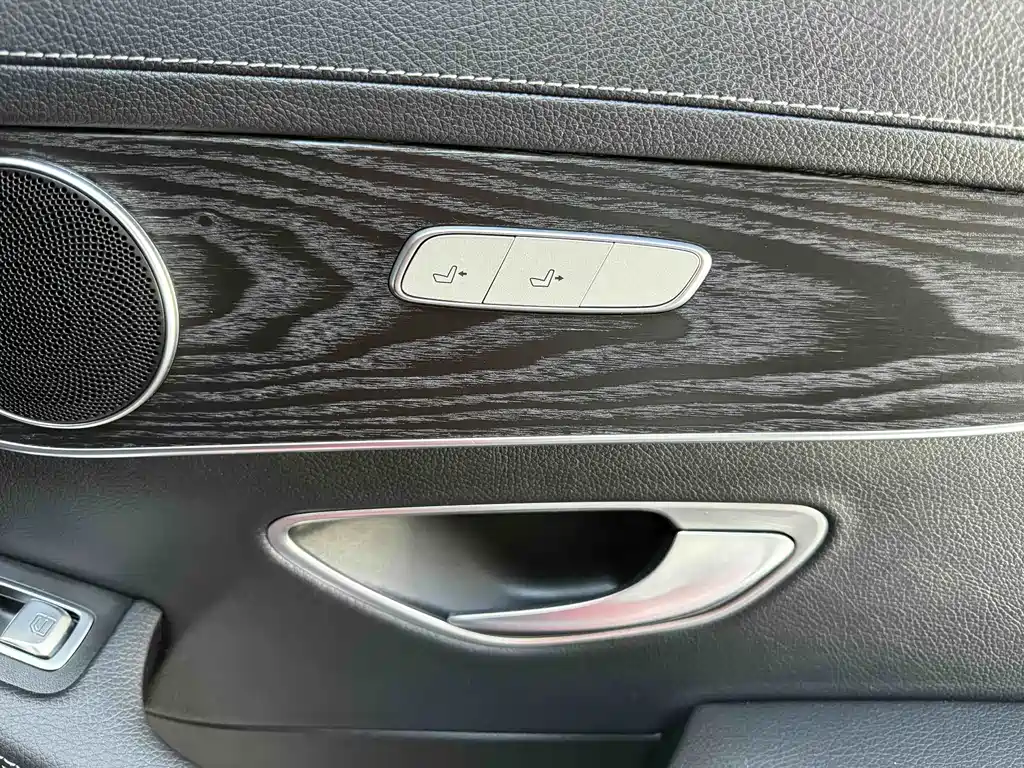 Mercedes-Benz C-Class 2021 — фото 10