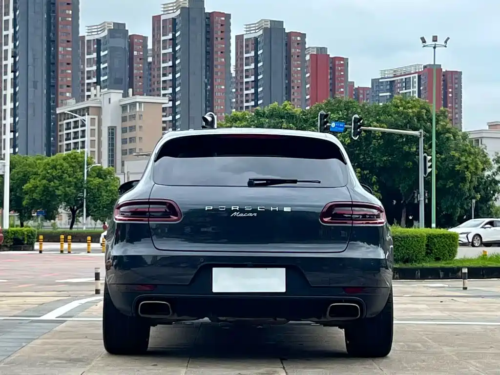 Porsche Macan 2018 — фото 8