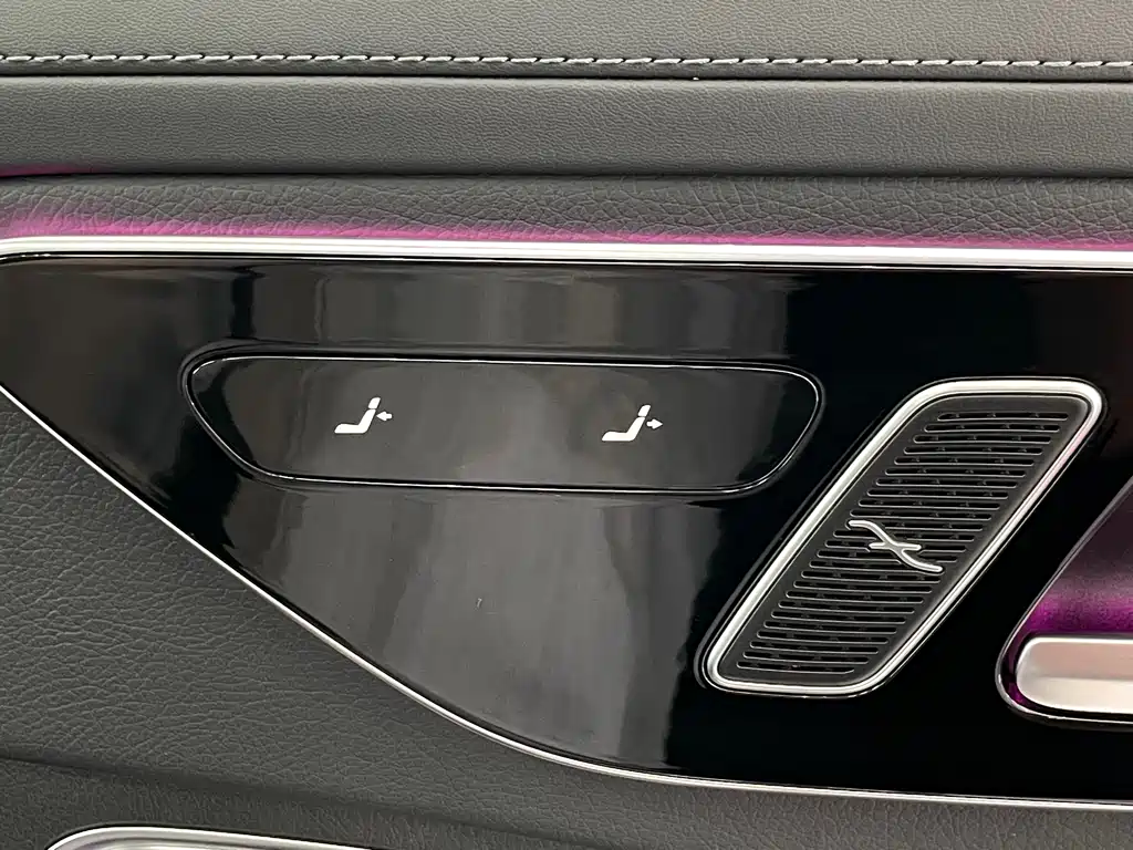 Mercedes-Benz C-Class 2022 — фото 17