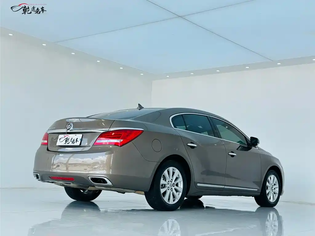 Buick LaCrosse 2015 — фото 6