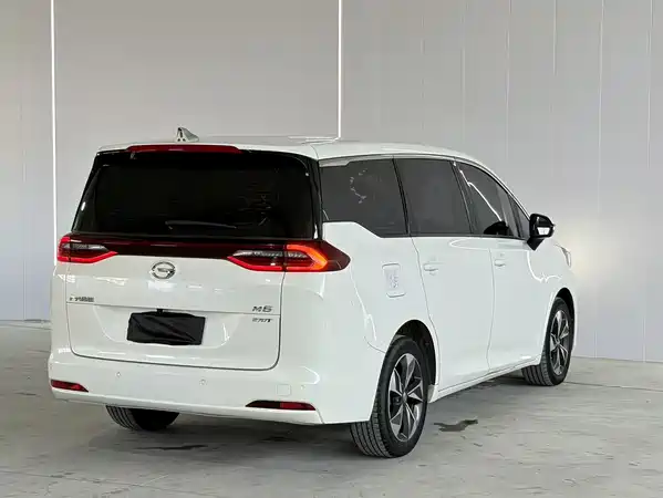 GAC Trumpchi M6 2022