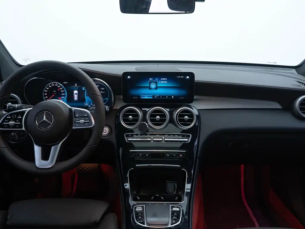 Mercedes-Benz GLC 2022 — фото 13