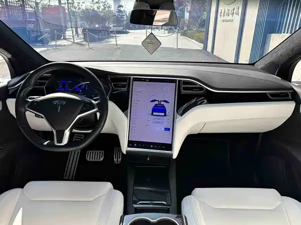Tesla Model X 2016