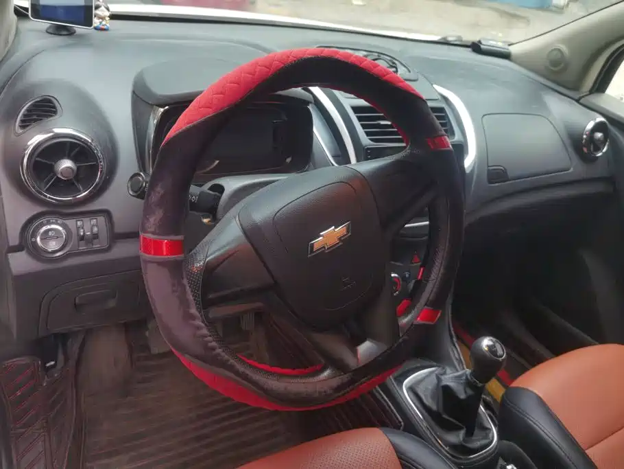 Chevrolet Trax 2015 — фото 15