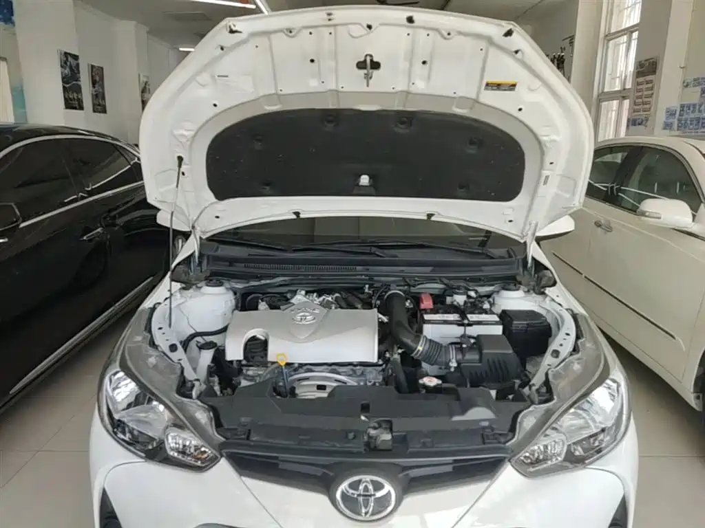 Toyota Yaris L 2019 — фото 20