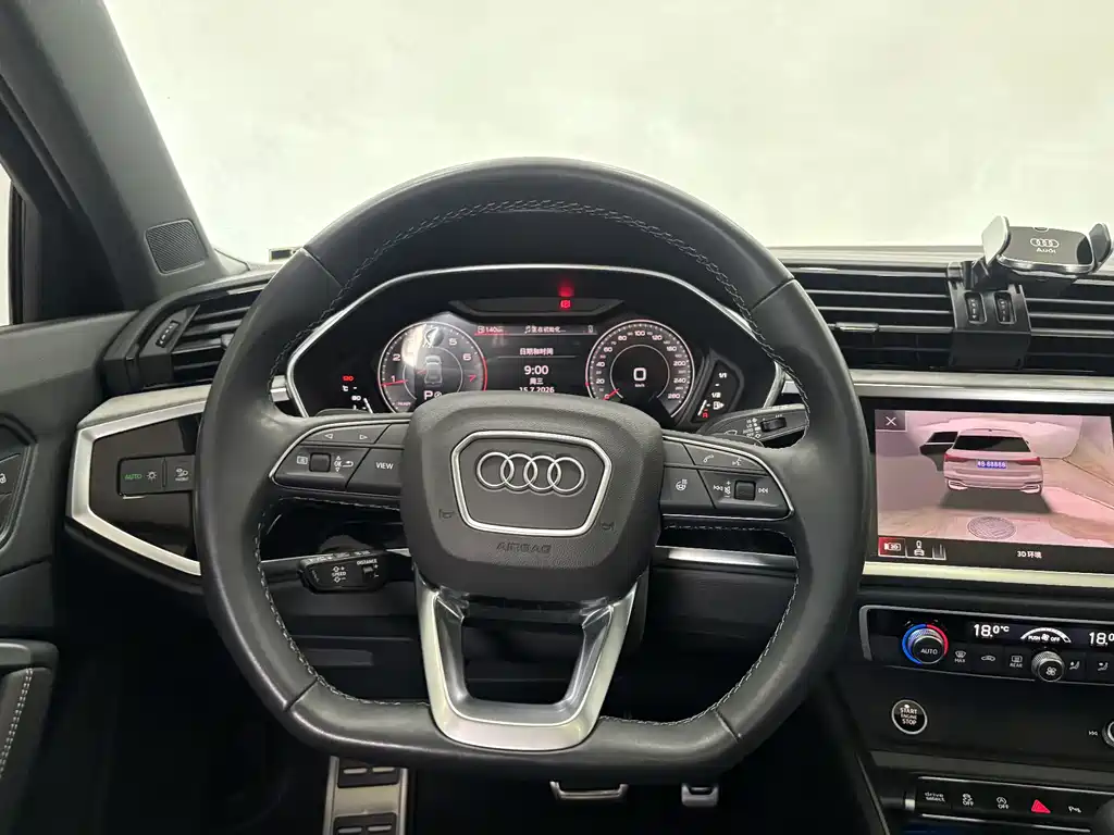 Audi Q3 2025 — фото 16