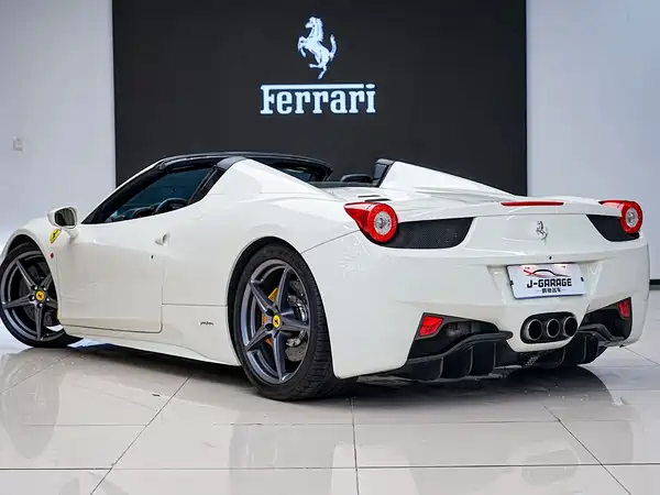 Ferrari 458 2017