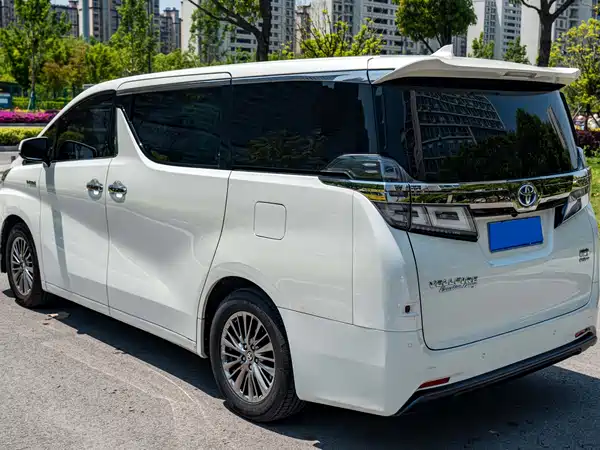 Toyota Vellfire 2020