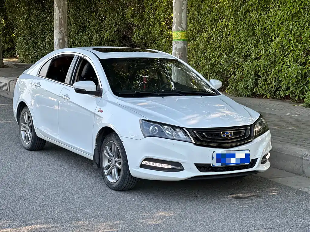 Geely Emgrand 2017 — фото 3