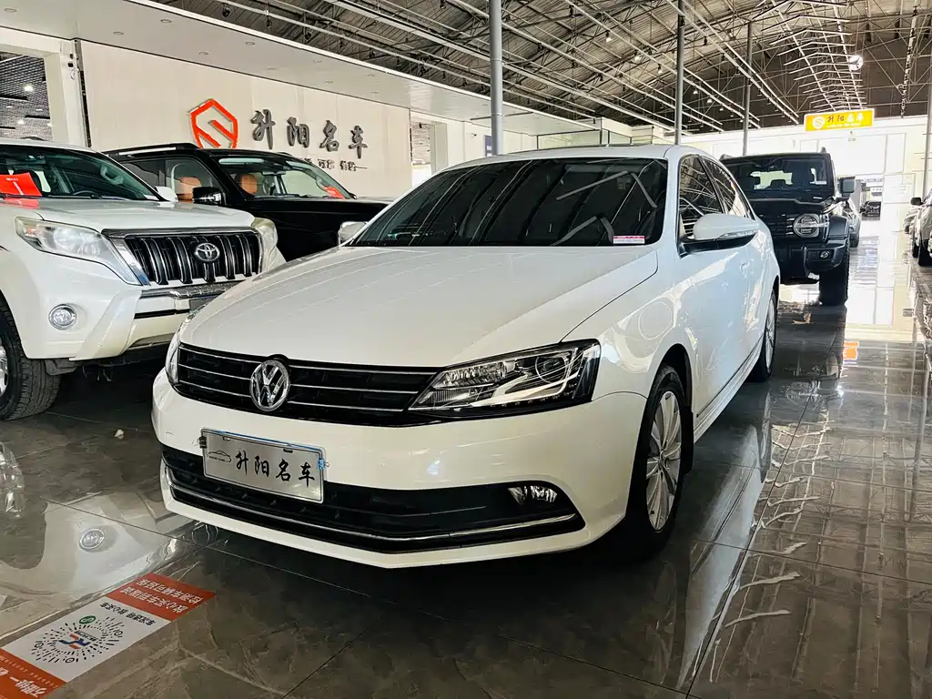 Volkswagen Sagitar 2015 — фото 1