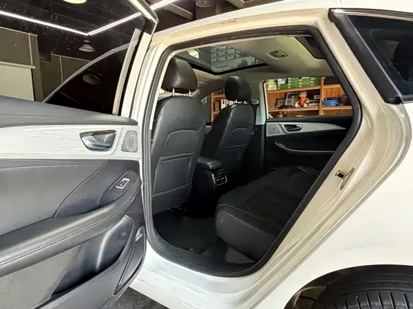 Roewe Feifan ER6 2022