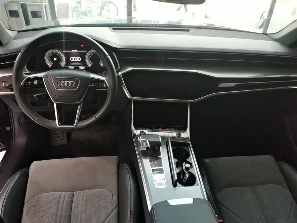 Audi A6L 2024 — фото 10