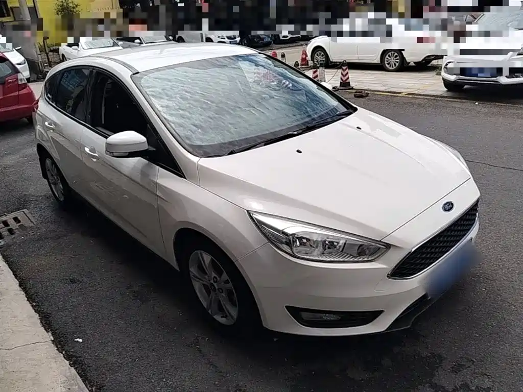 Ford Focus 2017 — фото 4