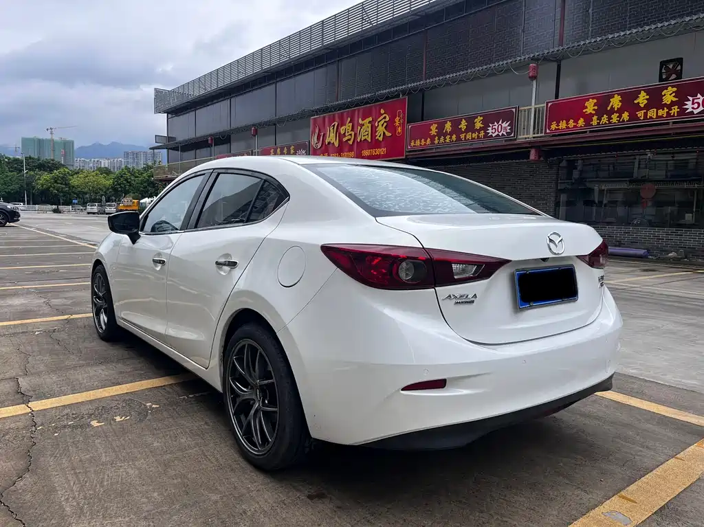 Mazda 3 Angkesela 2016