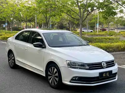 Volkswagen Sagitar 2018