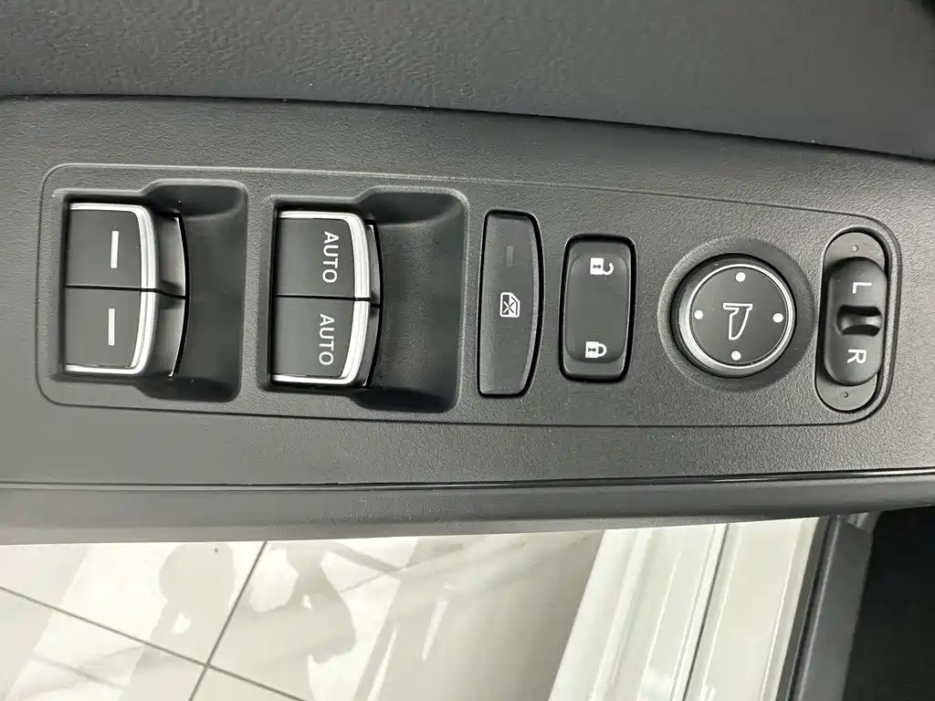 Honda Civic 2023 — фото 12