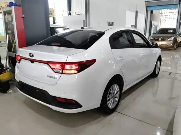 Kia K2 2017