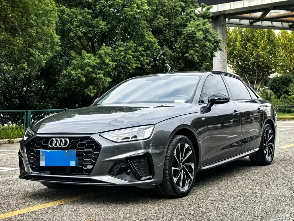 Audi A4L 2021