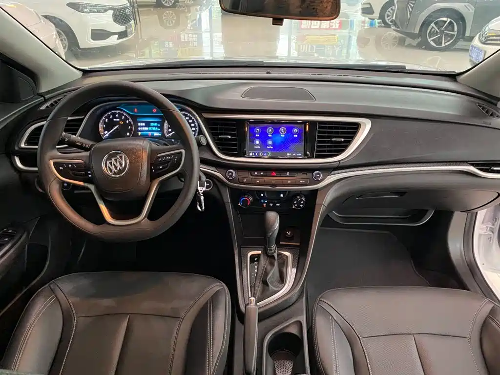 Buick Excelle 2022 — фото 10