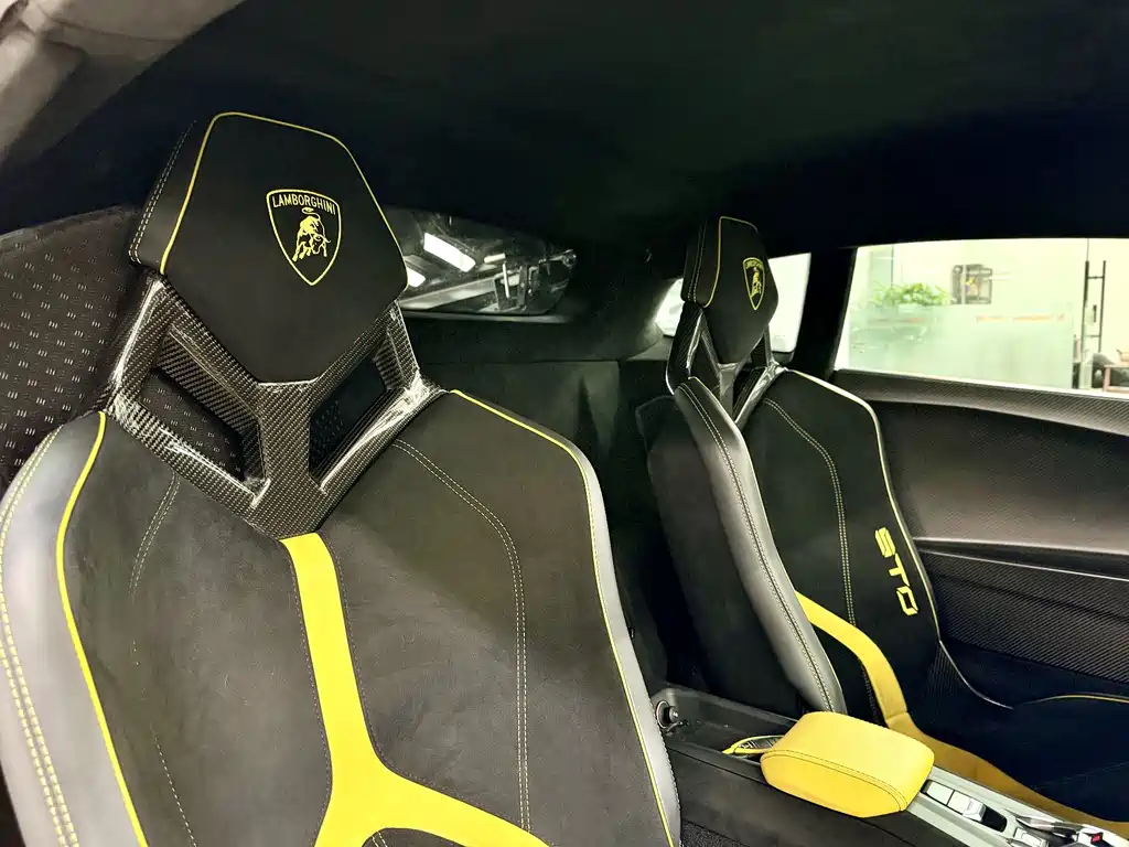 Lamborghini Huracán 2022 — фото 13