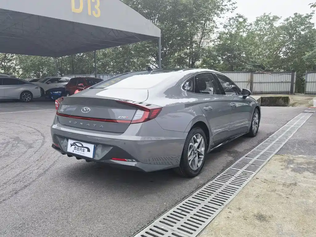 Hyundai Sonata 2022 — фото 9