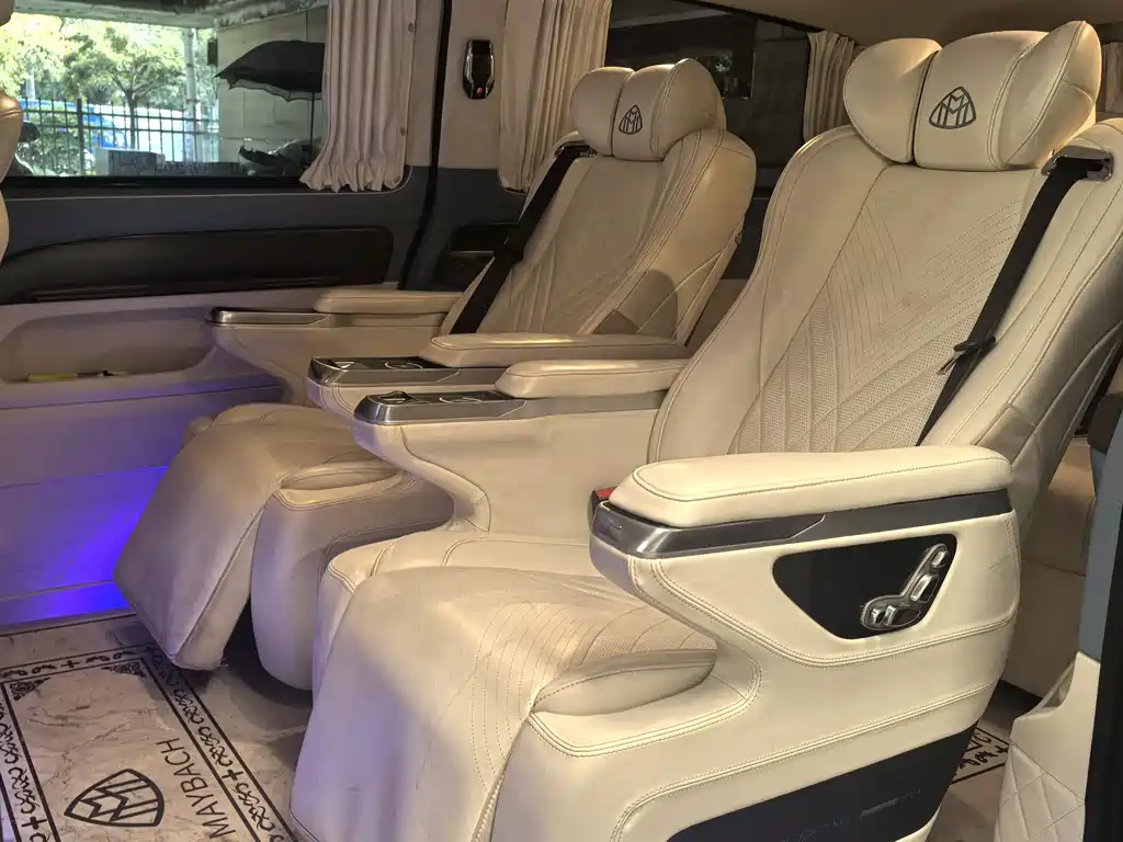 Mercedes-Benz Vito 2023 — фото 25