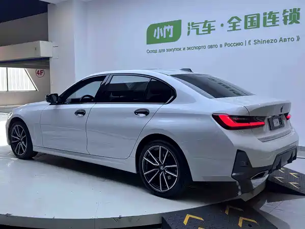 BMW 3 Series 2023