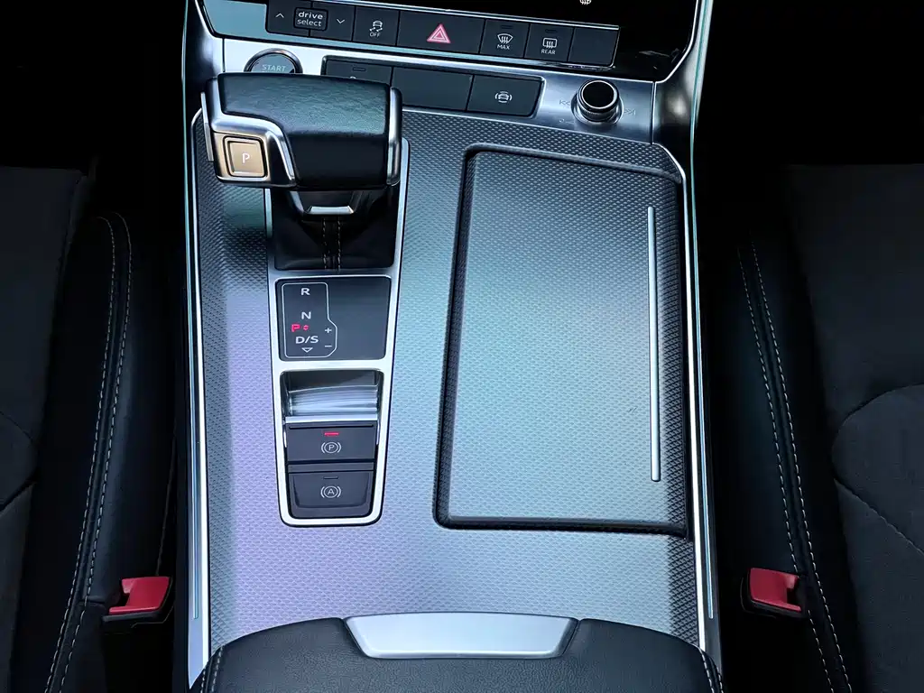 Audi A6L 2021 — фото 16