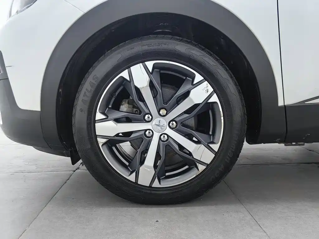 Peugeot 4008 2018 — фото 17