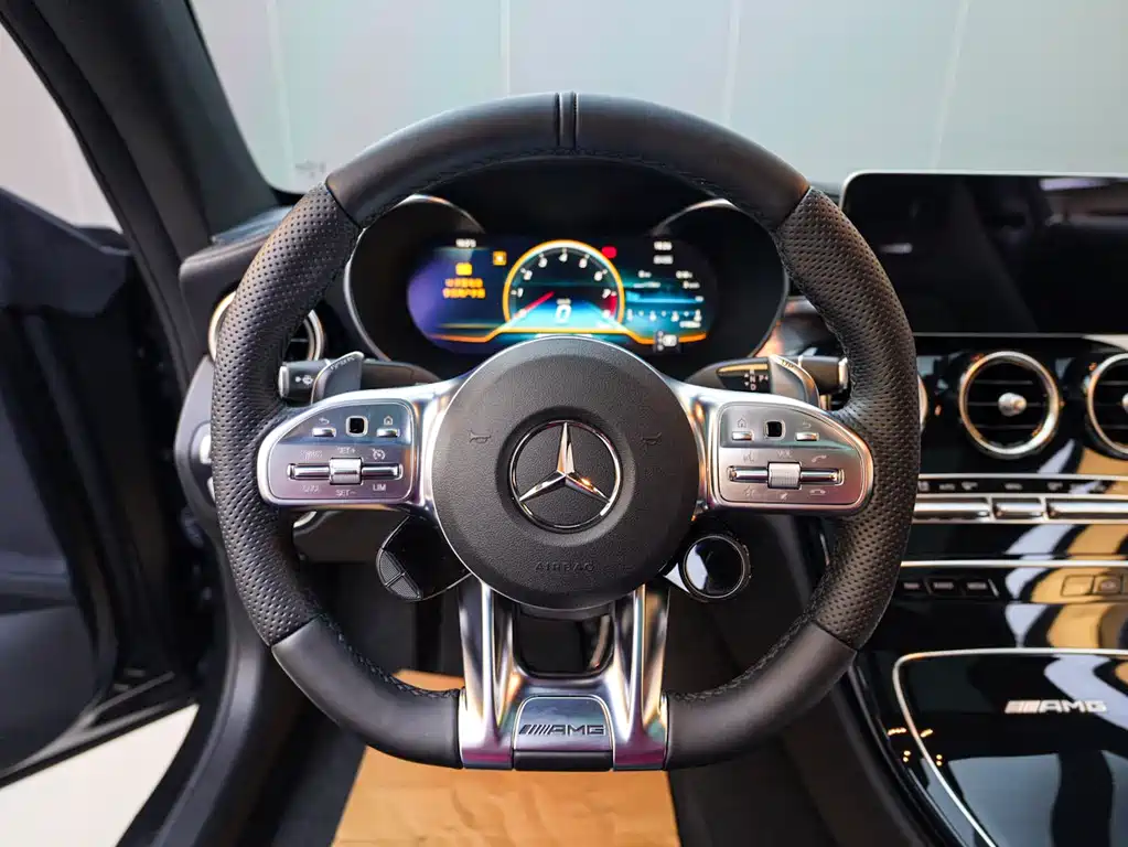 Mercedes-Benz C-Class AMG 2021 — фото 10