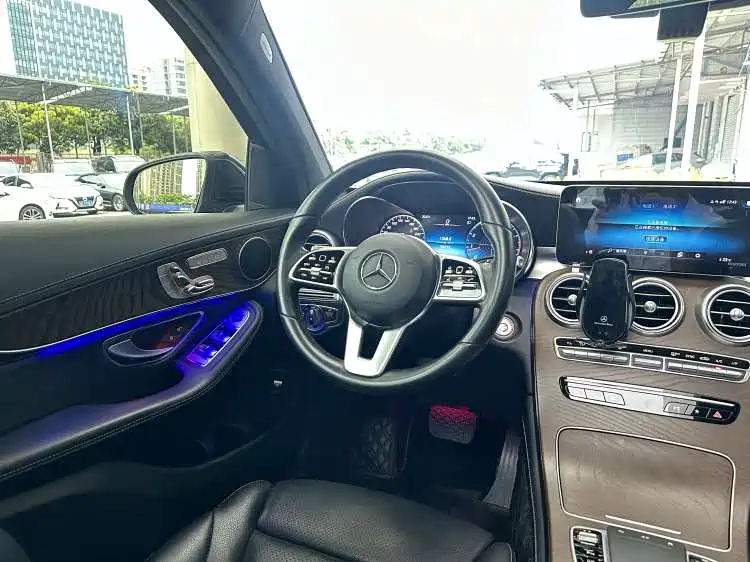 Mercedes-Benz GLC 2019 — фото 16
