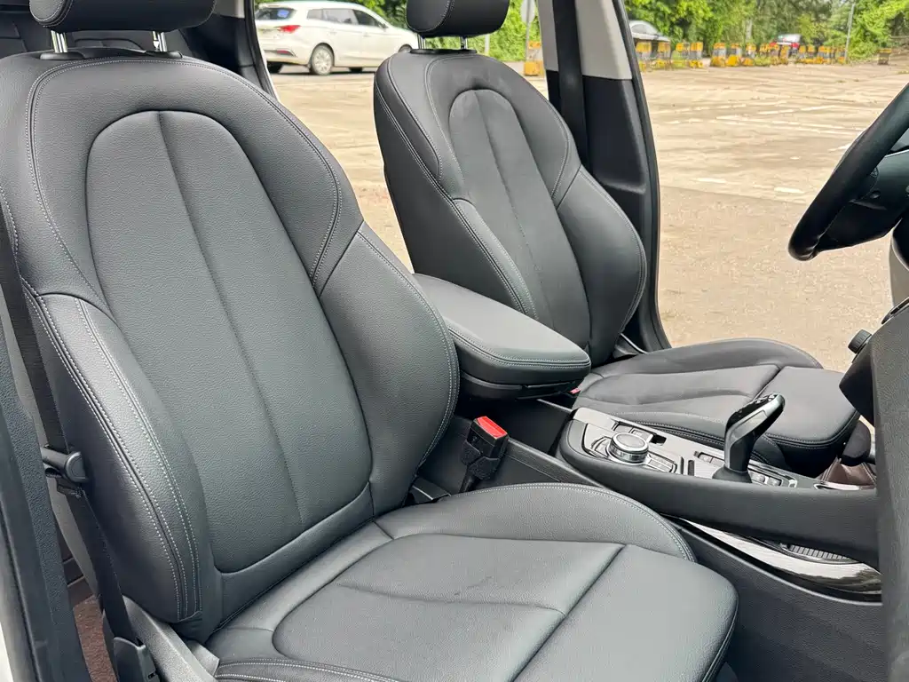 BMW X1 2019 — фото 11