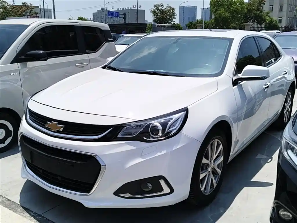 Chevrolet Malibu 2017 — фото 2