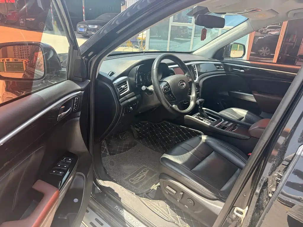 GAC Motor Trumpchi GS7 2018 — фото 8