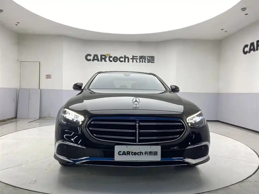 Mercedes-Benz E-Class 2023 — фото 3