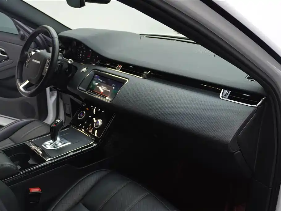 Land Rover Evoque 2021 — фото 7
