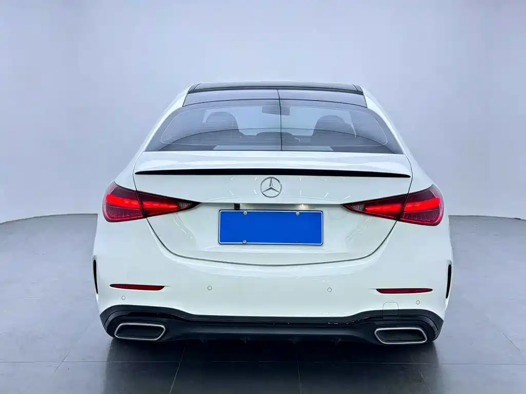 Mercedes-Benz C-Class 2023 — фото 8