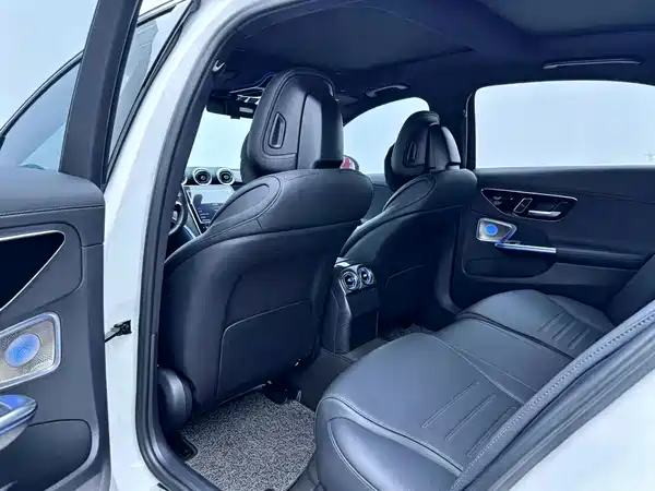 Mercedes-Benz C-Class 2023