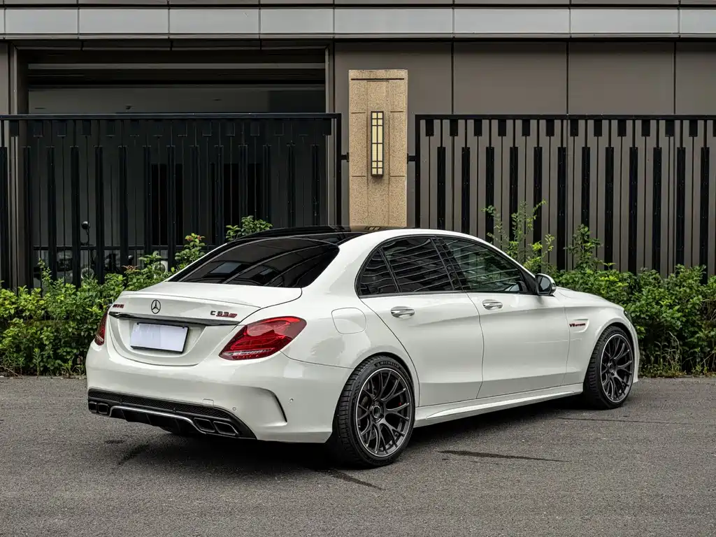 Mercedes-Benz C-Class AMG 2016 — фото 6