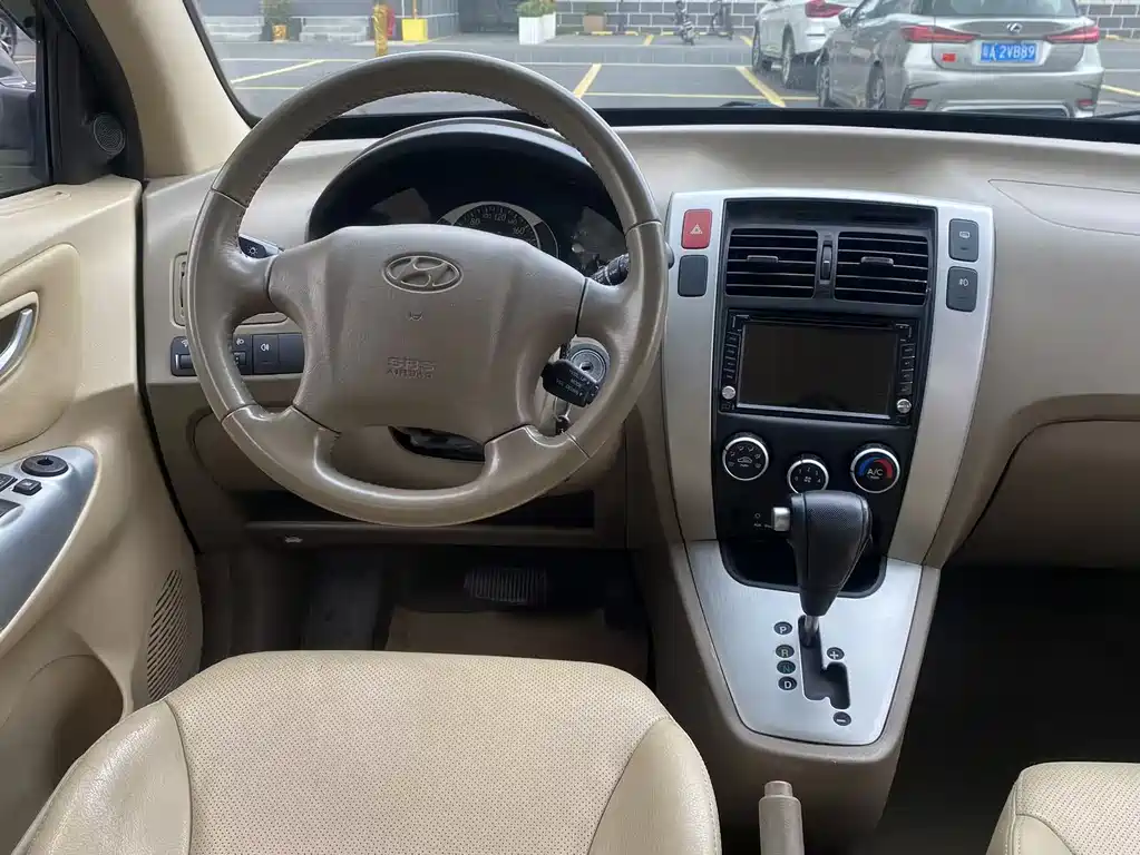 Hyundai Tucson 2014 — фото 19