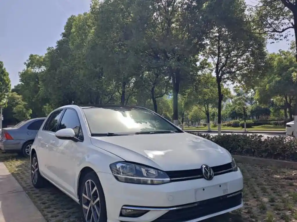 Volkswagen Golf 2020
