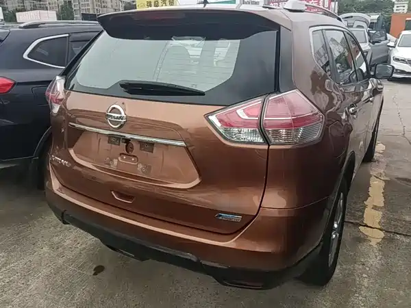 Nissan X-Trail 2014