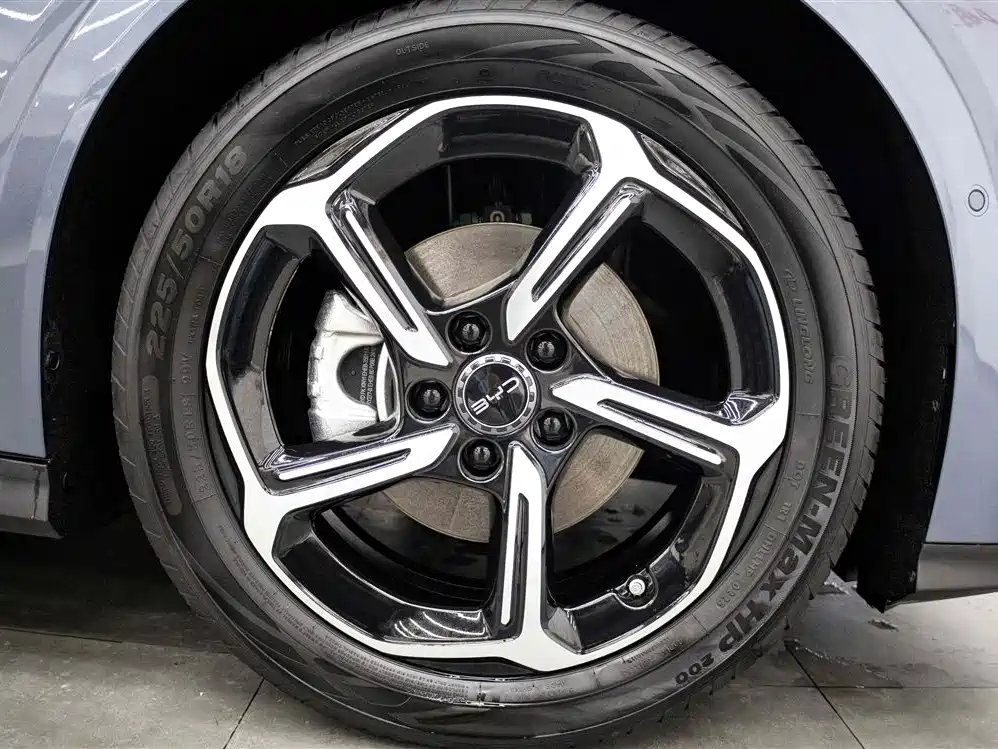 BYD Seal 06GT 2025 — фото 11
