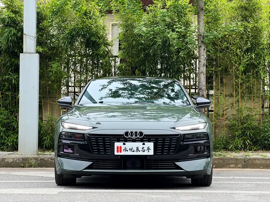 Audi A6L e-tron 2026 — фото 2