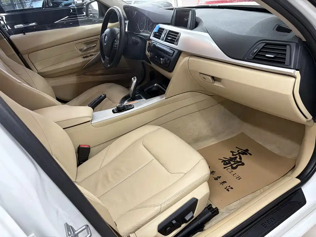 BMW 3 Series 2013 — фото 11