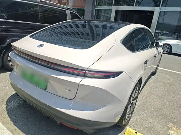 NIO ET5 2024