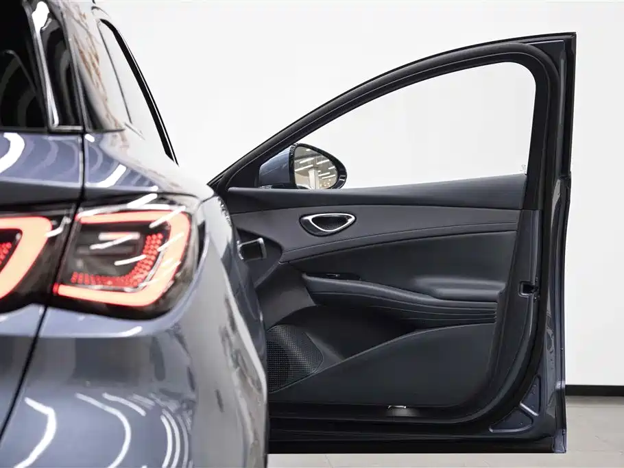 BYD Seal 06GT 2025 — фото 6