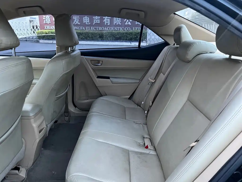 Toyota Corolla 2015