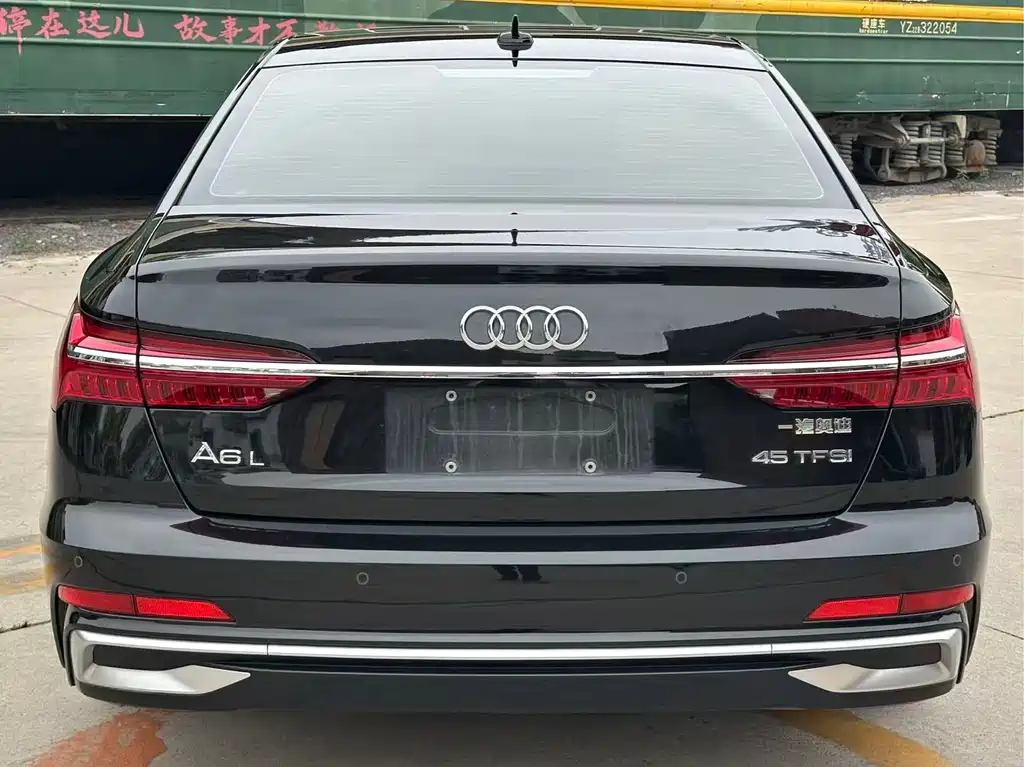 Audi A6L 2024 — фото 6