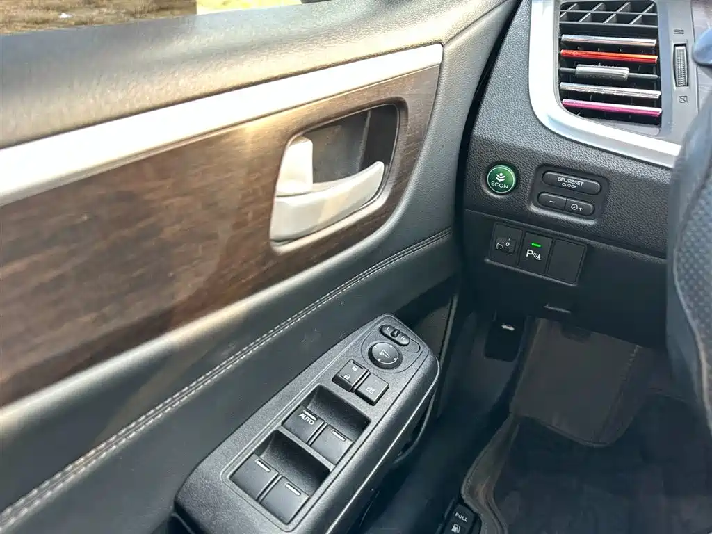 Honda Jade 2015 — фото 23